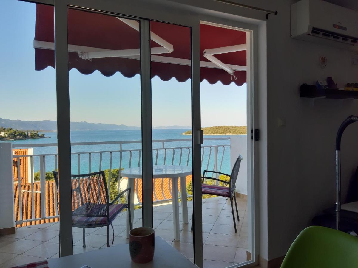 Ferienwohnung Blue Sea Blue Sky Lovište Exterior foto